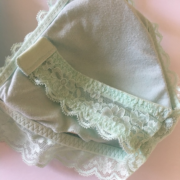 Mint Green Bralette Size Medium - Picture 4 of 5